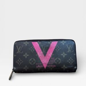 ✨ Louis Vuitton Monogram Zippy Wallet – Pink “V” Limited Edition ✨